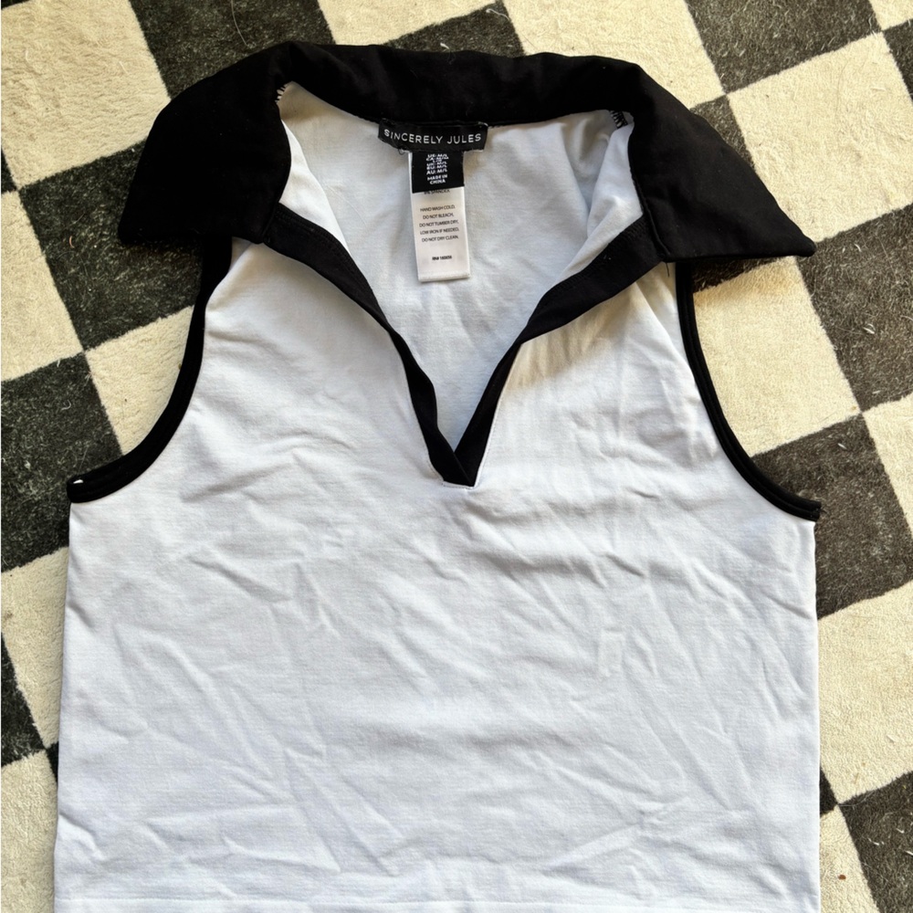 Sincerely Jules collared crop top